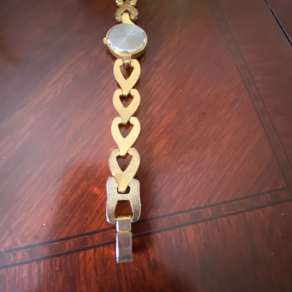 Watch - Picture 5 of 5